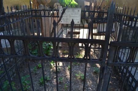 Navtlugi Jewish Cemetery