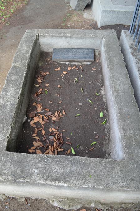 Navtlugi Jewish Cemetery
