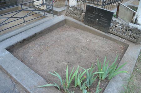 Navtlugi Jewish Cemetery