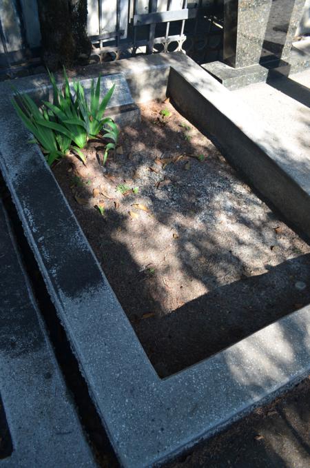 Navtlugi Jewish Cemetery