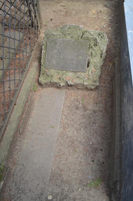 Navtlugi Jewish Cemetery