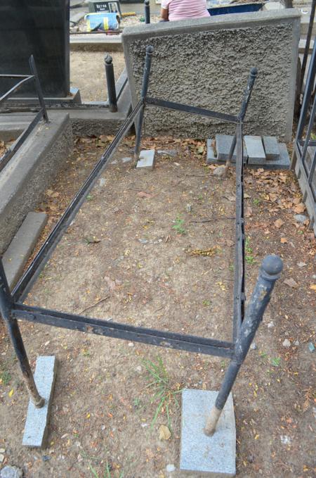 Navtlugi Jewish Cemetery