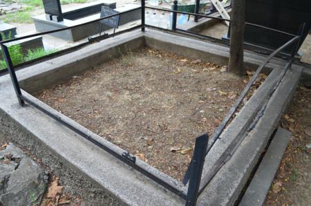 Navtlugi Jewish Cemetery