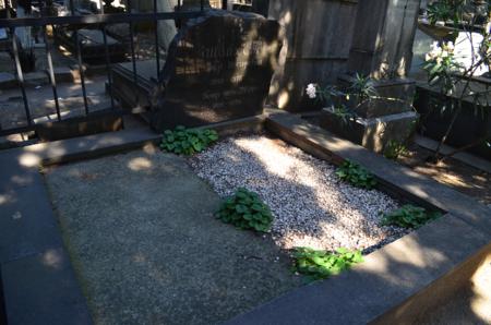 Navtlugi Jewish Cemetery