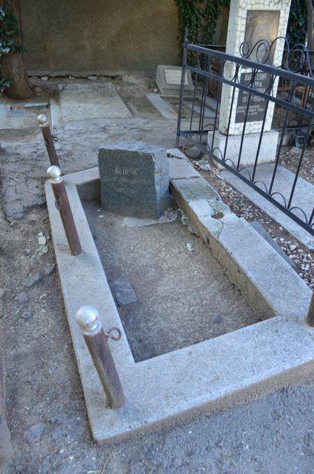 Navtlugi Jewish Cemetery