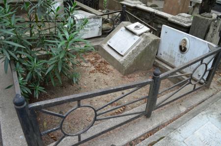 Navtlugi Jewish Cemetery