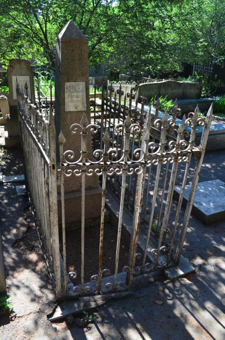 Navtlugi Jewish Cemetery