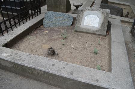 Navtlugi Jewish Cemetery