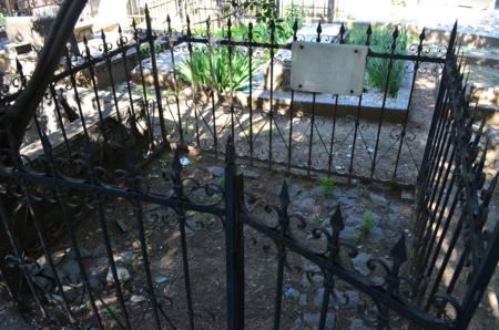 Navtlugi Jewish Cemetery