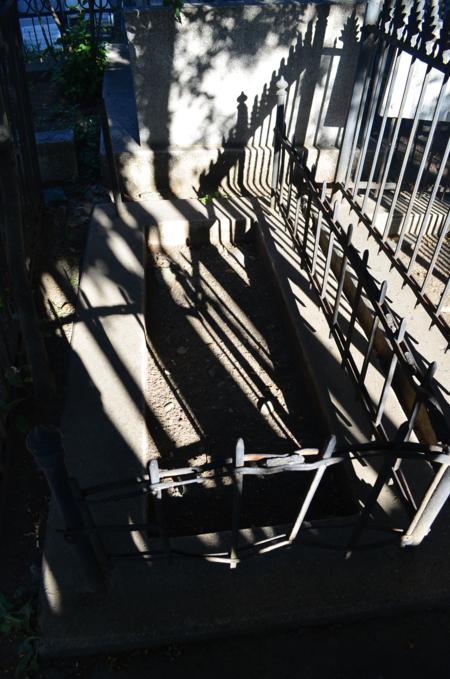 Navtlugi Jewish Cemetery