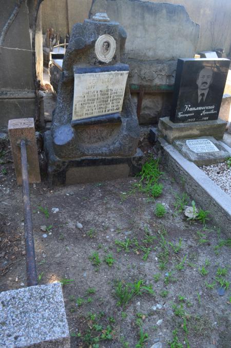 Navtlugi Jewish Cemetery