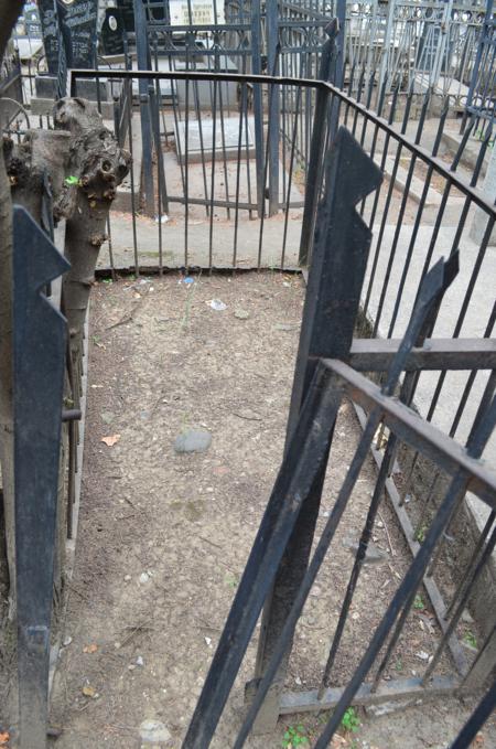 Navtlugi Jewish Cemetery