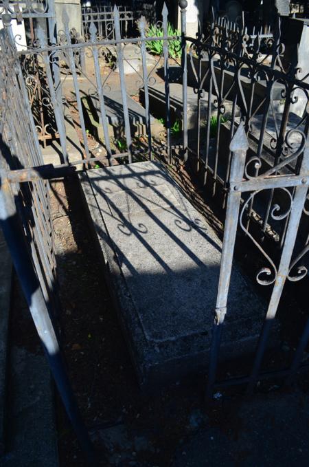 Navtlugi Jewish Cemetery