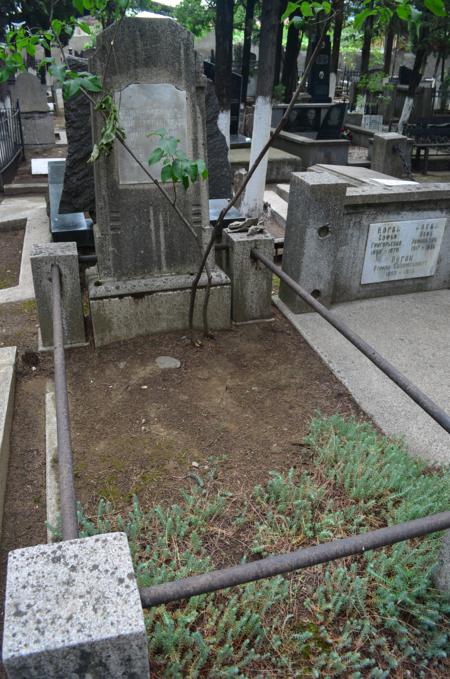 Navtlugi Jewish Cemetery