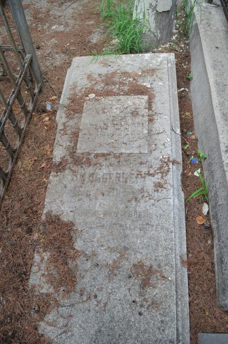 Navtlugi Jewish Cemetery