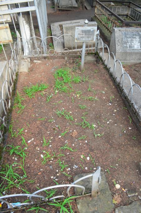 Navtlugi Jewish Cemetery