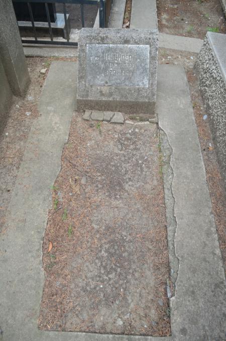 Navtlugi Jewish Cemetery