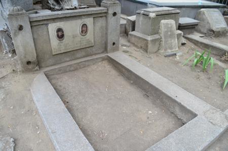 Navtlugi Jewish Cemetery