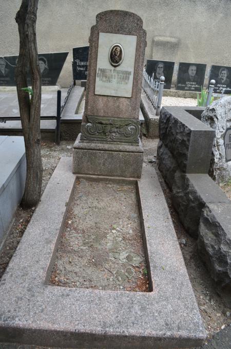 Navtlugi Jewish Cemetery