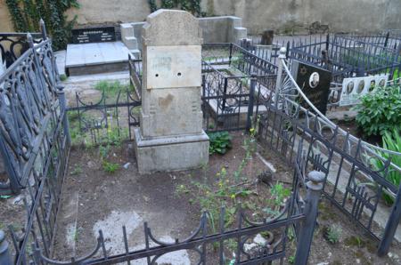 Navtlugi Jewish Cemetery