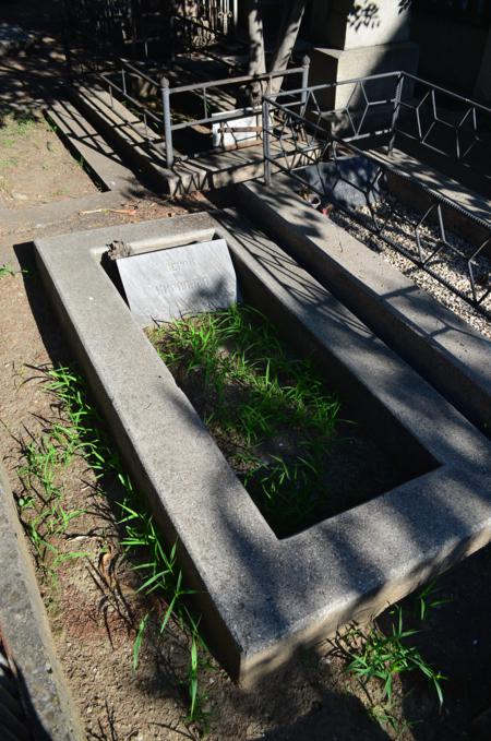 Navtlugi Jewish Cemetery