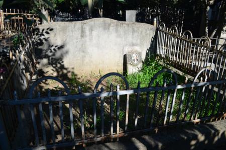 Navtlugi Jewish Cemetery