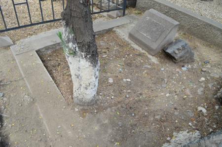 Navtlugi Jewish Cemetery