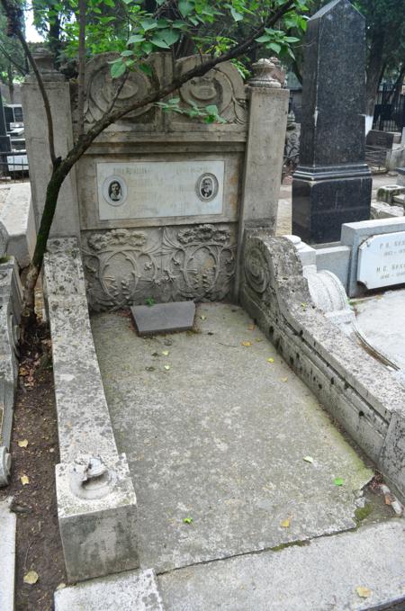 Navtlugi Jewish Cemetery