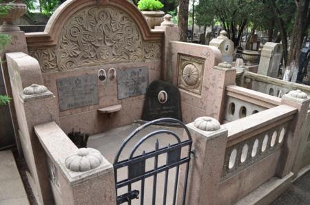 Navtlugi Jewish Cemetery