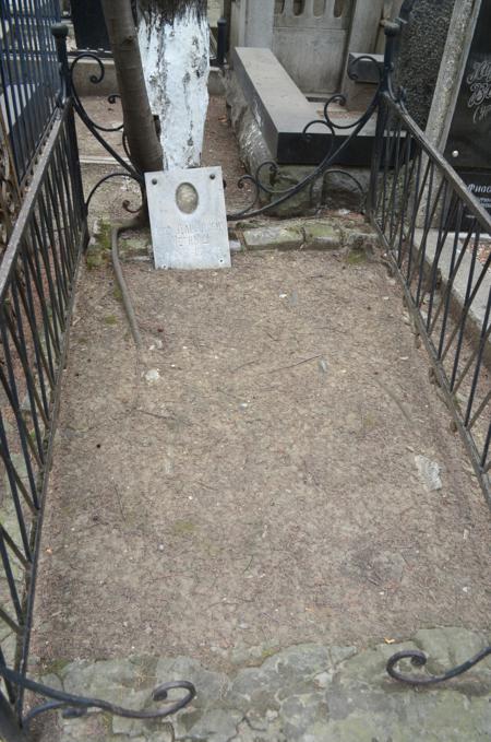 Navtlugi Jewish Cemetery