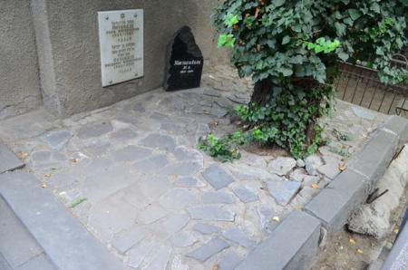 Navtlugi Jewish Cemetery