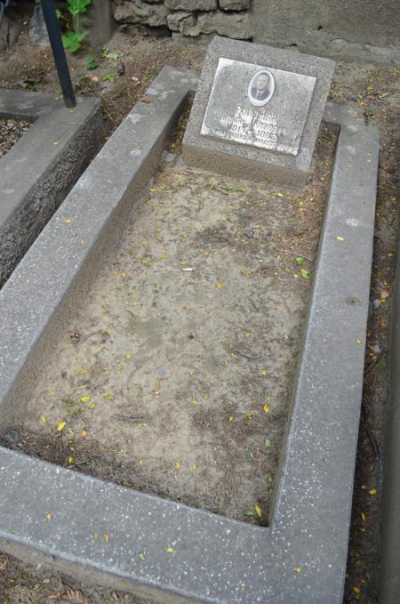Navtlugi Jewish Cemetery