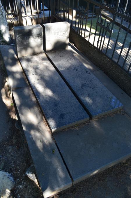 Navtlugi Jewish Cemetery