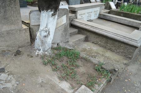 Navtlugi Jewish Cemetery