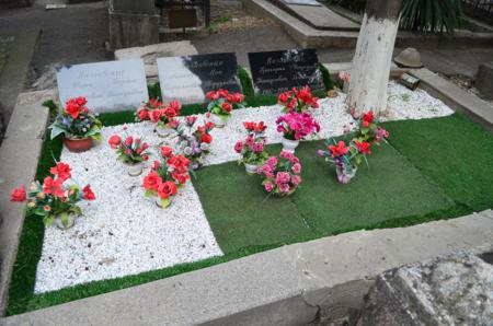 Navtlugi Jewish Cemetery