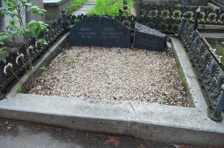 Navtlugi Jewish Cemetery