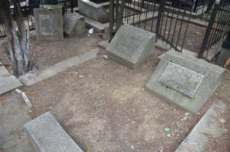 Navtlugi Jewish Cemetery