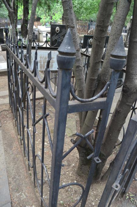 Navtlugi Jewish Cemetery