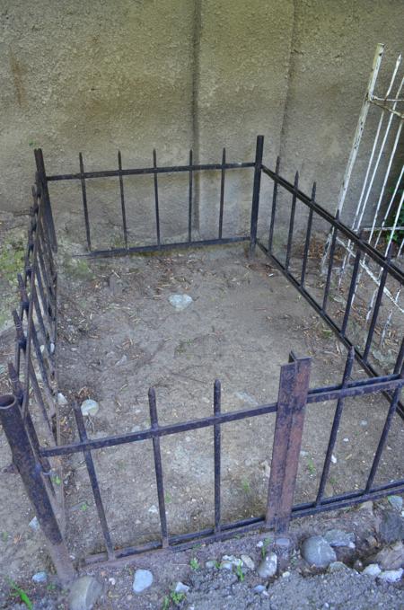 Navtlugi Jewish Cemetery