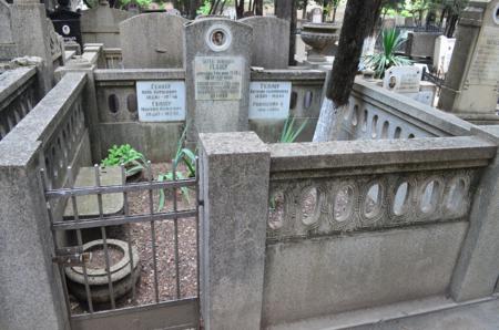 Navtlugi Jewish Cemetery