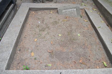 Navtlugi Jewish Cemetery