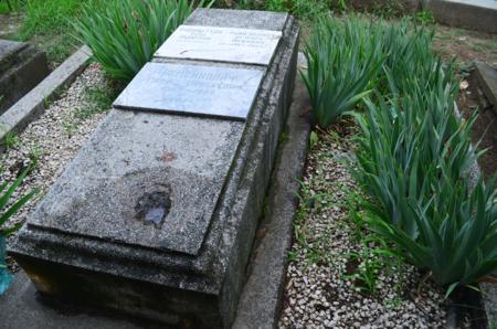 Navtlugi Jewish Cemetery