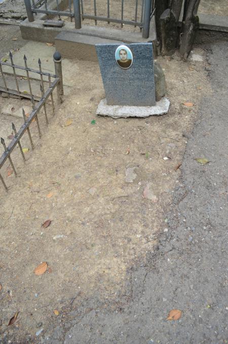 Navtlugi Jewish Cemetery