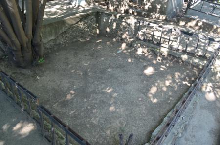 Navtlugi Jewish Cemetery