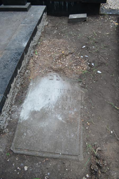 Navtlugi Jewish Cemetery