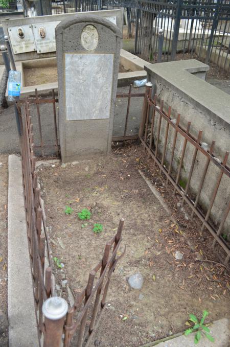 Navtlugi Jewish Cemetery