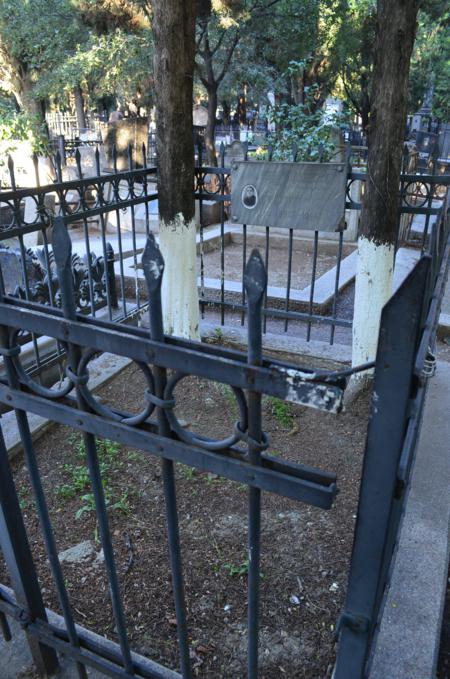 Navtlugi Jewish Cemetery