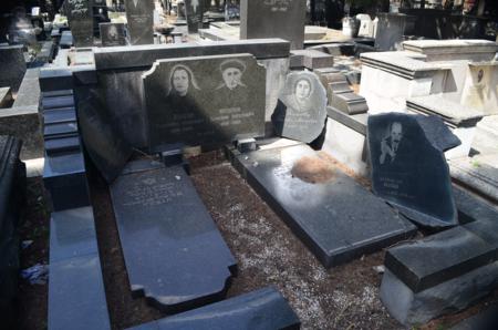 Varketili Jewish Cemetery