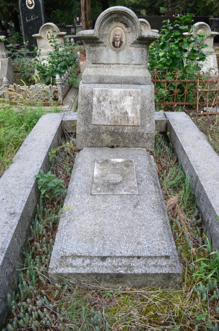 Varketili Jewish Cemetery