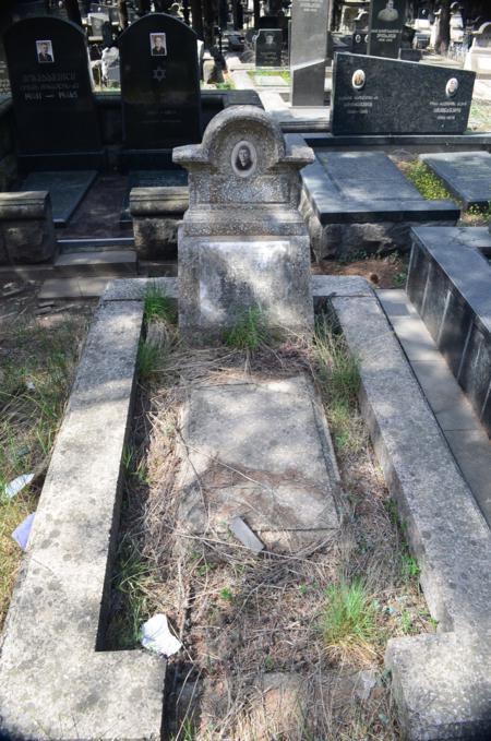 Varketili Jewish Cemetery